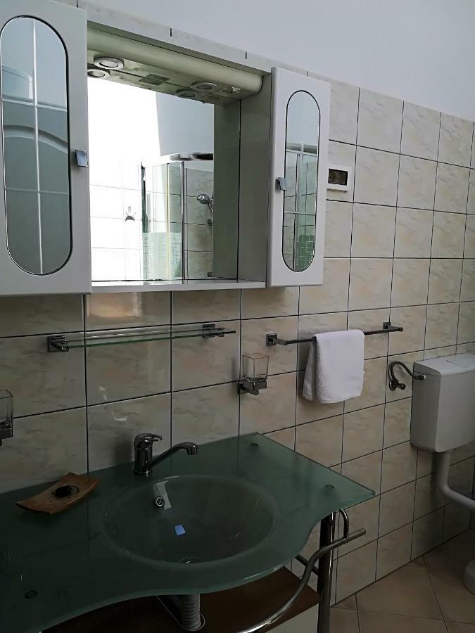 Apartman Rosanda 1 Premuda Luaran gambar